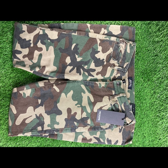True religion camouflage jeans size 25 in womens - Picture 3 of 3